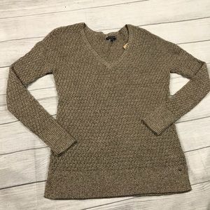 American Eagle Tunic Sweater Sz M (NWT)